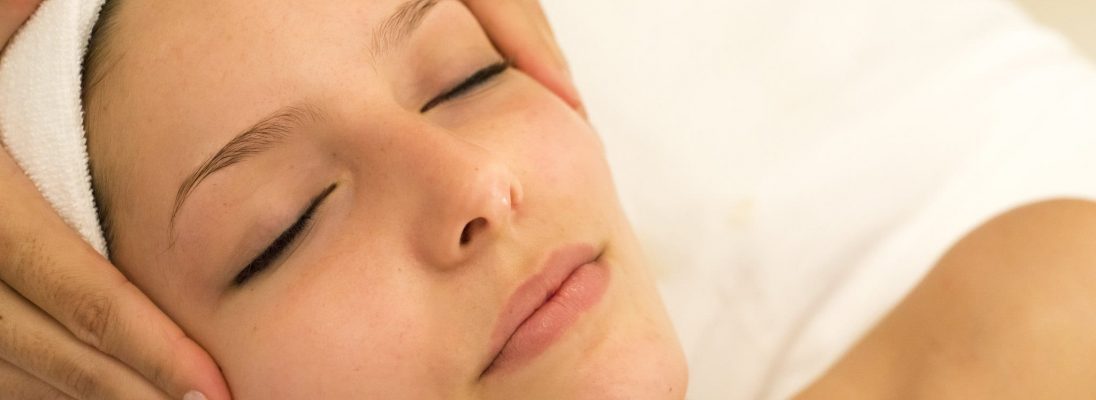espa-facial-massage